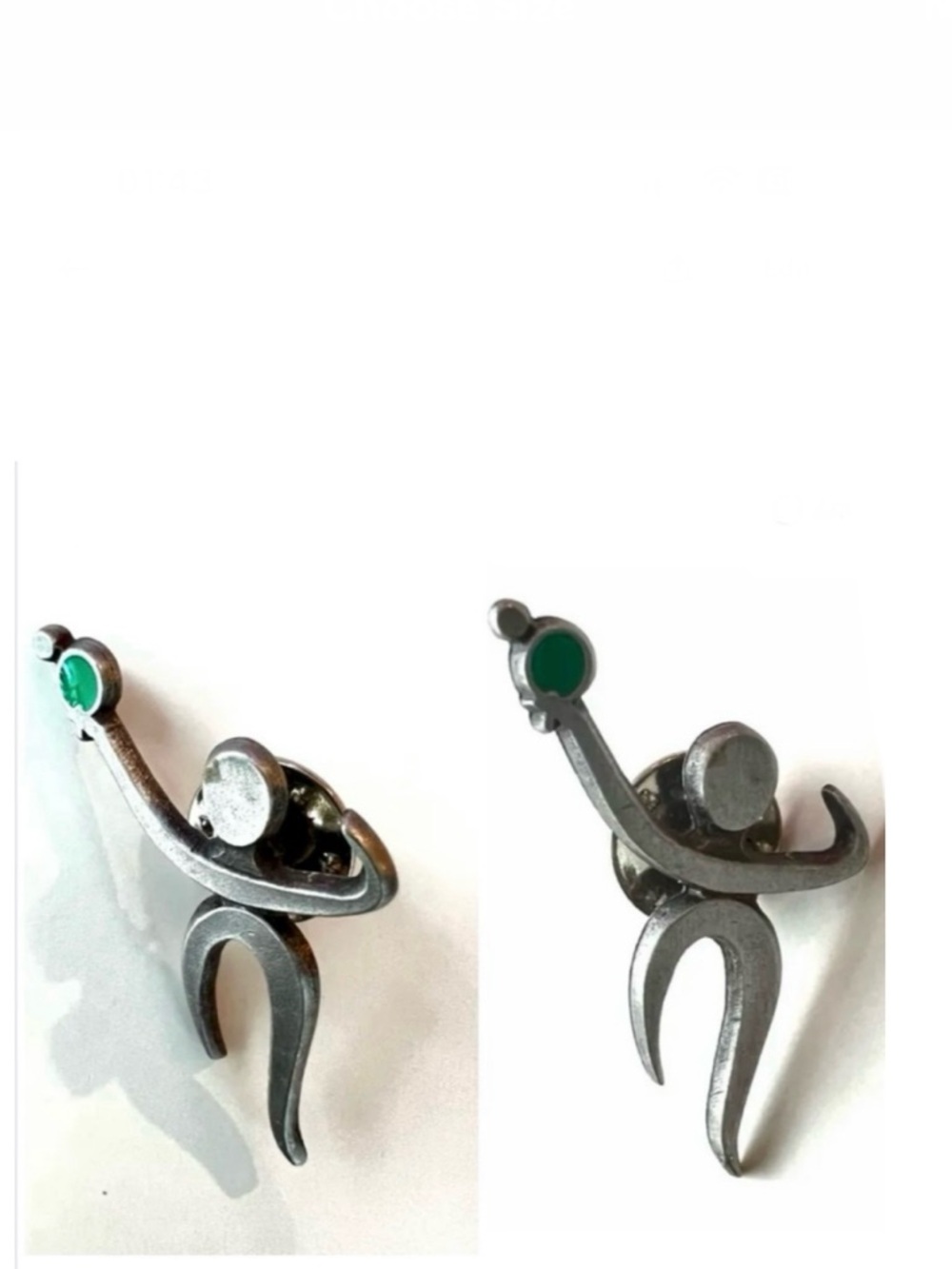 🎁 Brooch sport player pewter & green mini sculpture / unisex /Treasure Hunt Gift